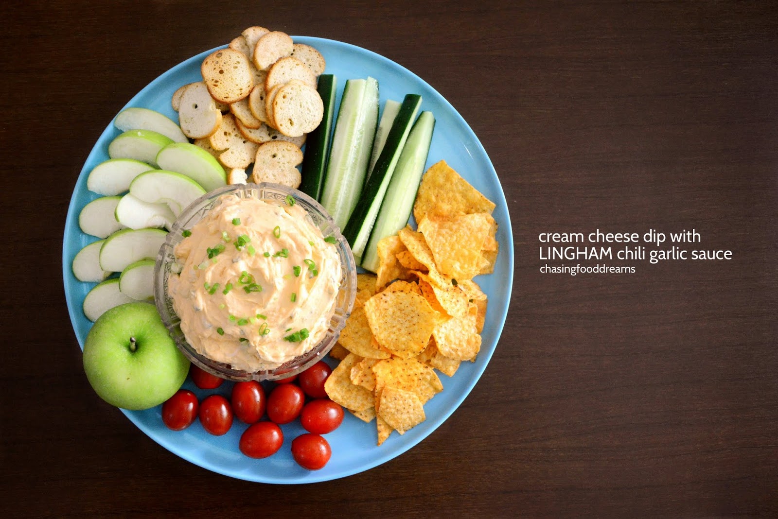 CHASING FOOD DREAMS Recipe Cream Cheese Dip with LINGHAM Chili Sauce