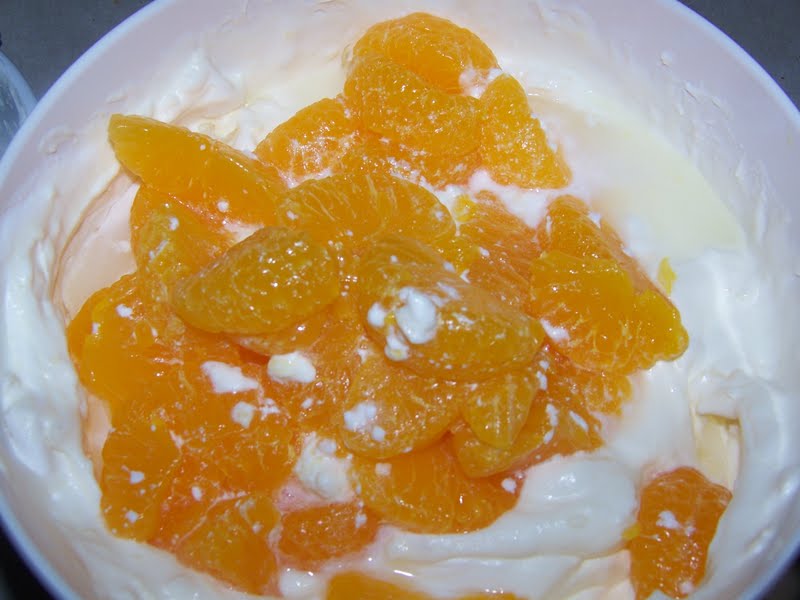 Kitchen Simmer: Dreamy Pineapple Orange Trifle