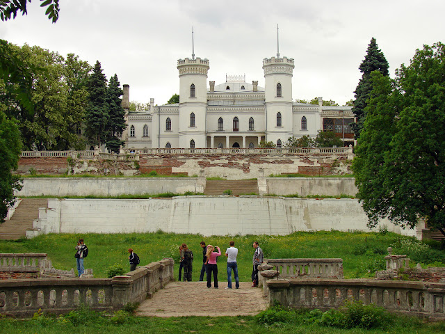 Шаровский дворец