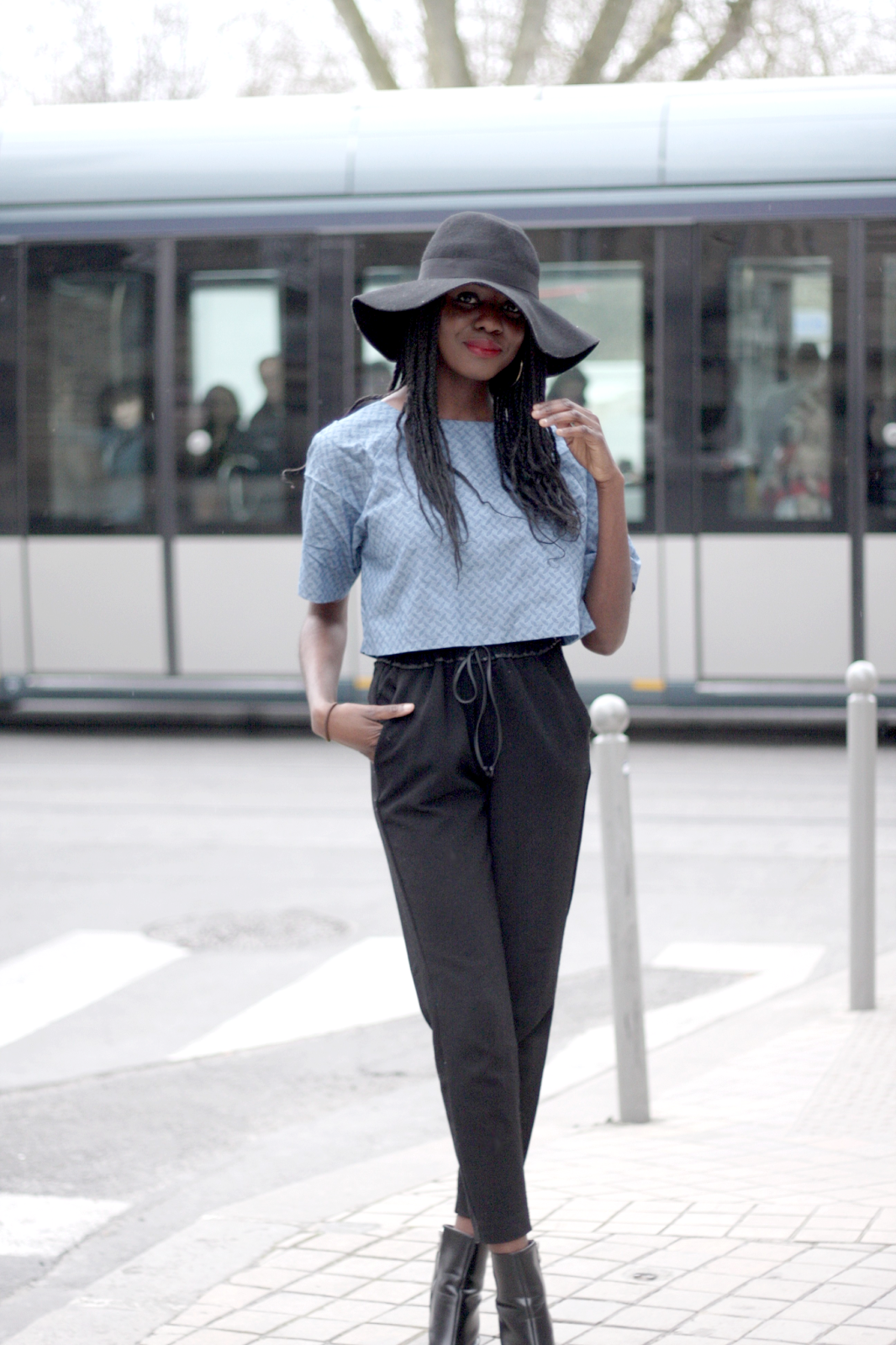 blog mode, blogueuse mode, blogueuse bordelaise, blogueuse bordelaise noire, veste noir manches courtes sheinside, pochette asos, pull only, pantalon only noir, chaussures zara, bottines, bordeaux, ootd, olivia, tenue du jour, olivia blog mode, the daily women, boohoo, chaussures nelly blog mode, blogueuse mode, blogueuse bordelaise, blogueuse bordelaise noire, veste noir manches courtes sheinside, pochette asos, pull only, pantalon only noir, chaussures zara, bottines, bordeaux, ootd, olivia, tenue du jour, olivia blog mode, the daily women, boohoo, chaussures nelly