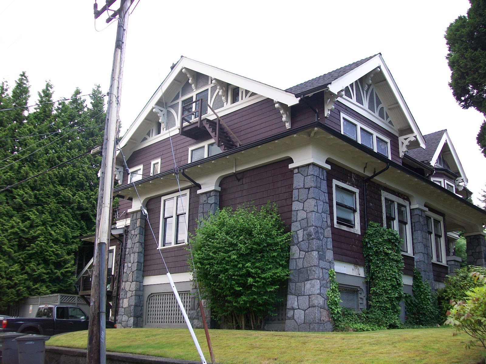 Vancouver Voyager Baxter House