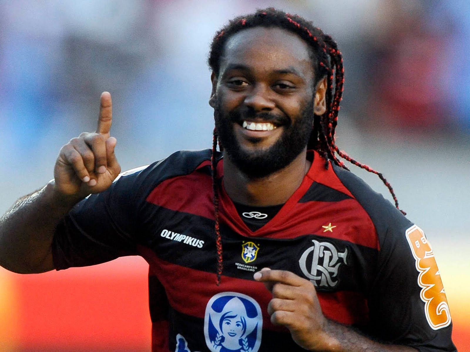 Campinews Vagner Love de volta ao Brasil e jogando no Flamengo Campinews Vagner Love de volta ao Brasil e jogando no Flamengo