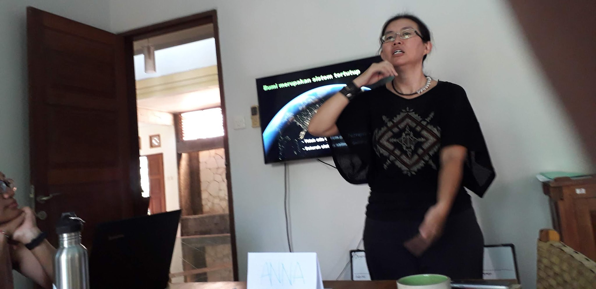 Pendekatan Conscious Waste dalam Mengurangi Sampah Plastik