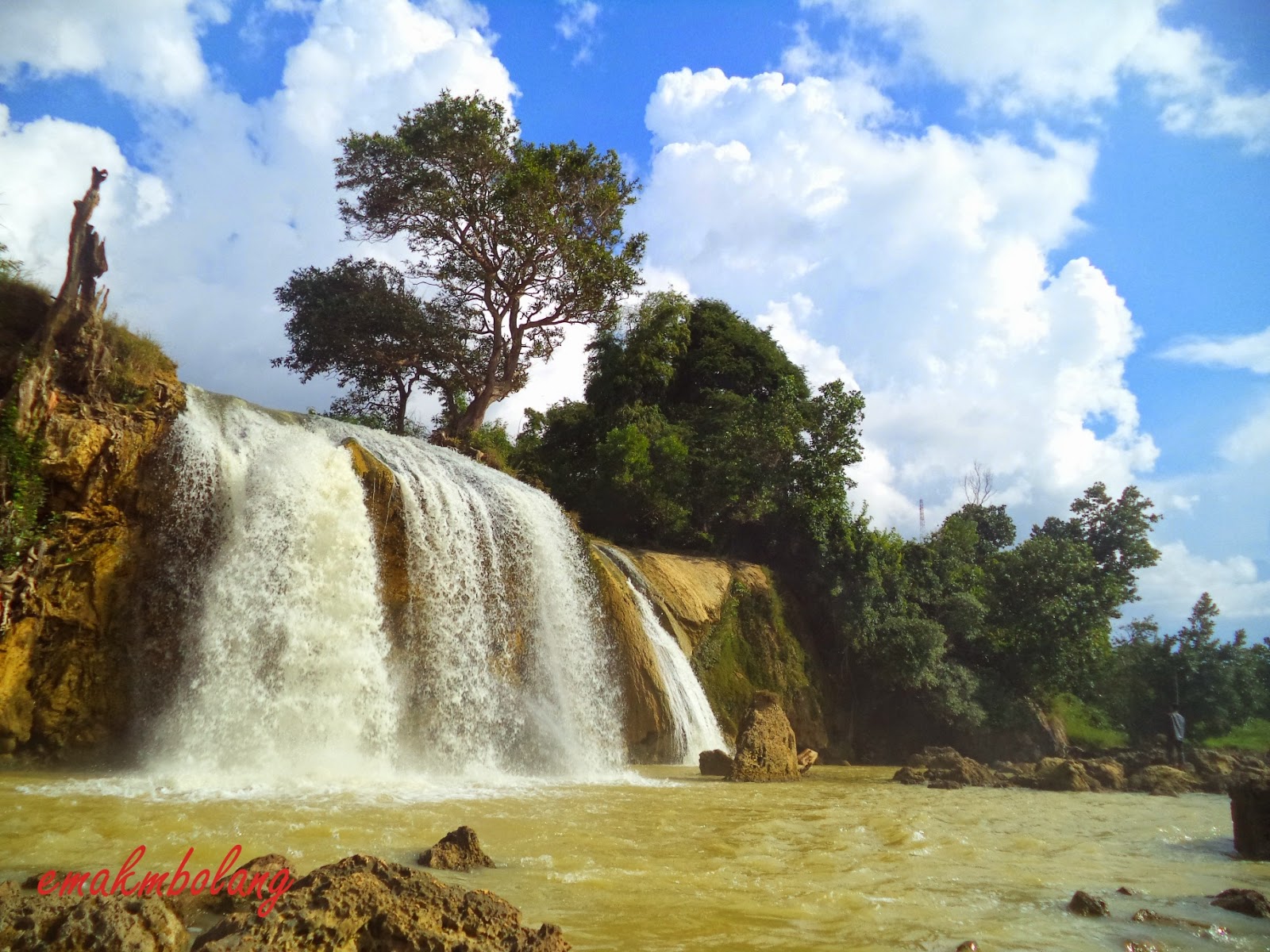 80 Gambar Air Terjun Toroan Sampang Terlihat Keren 80 Gambar Air Terjun Toroan Sampang Terlihat Keren