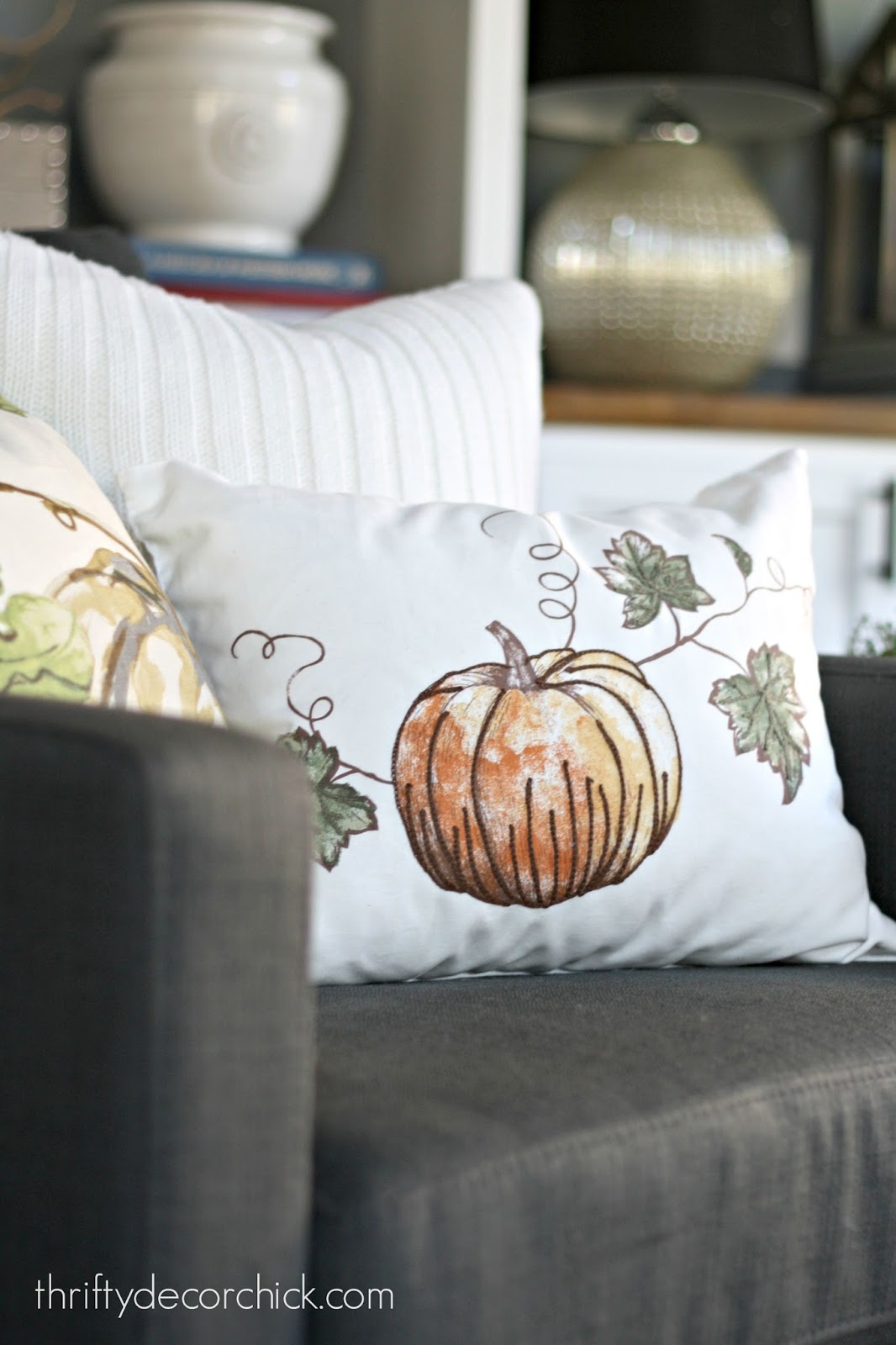 Seasonal Pillows Made With Table Linens Thrifty Decor Chick Thrifty