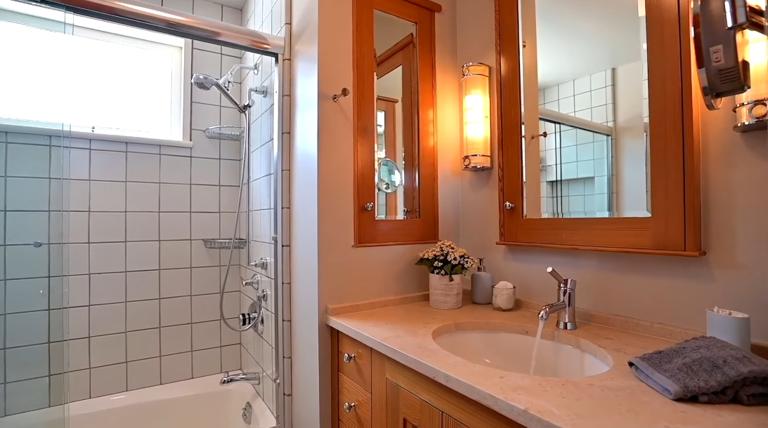 41 Interior Design Photos vs. 80 Woodacre Dr, San Francisco, CA Luxury Home Tour