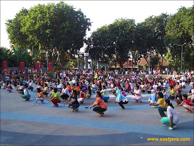 Area Senam di Taman Bungkul Surabaya Area Senam di Taman Bungkul Surabaya