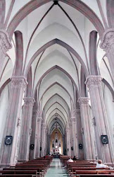 Interior de Catedral de Santa Ana