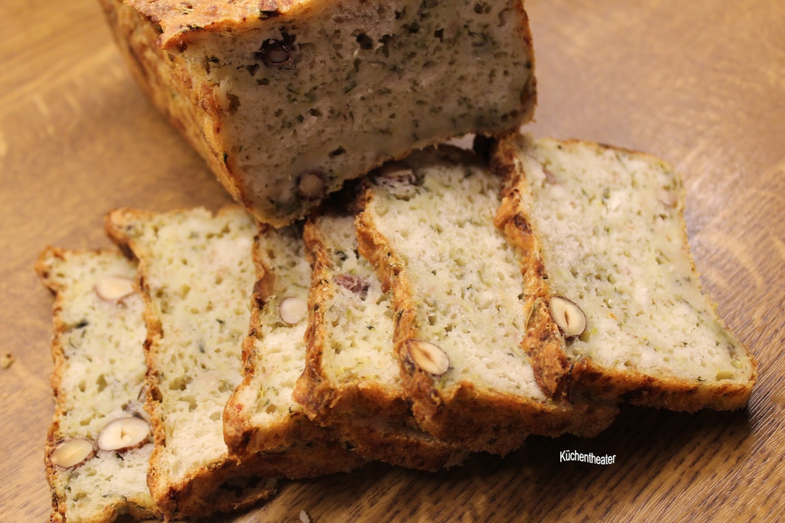 Küchentheater: Würziges Zucchini-Brot