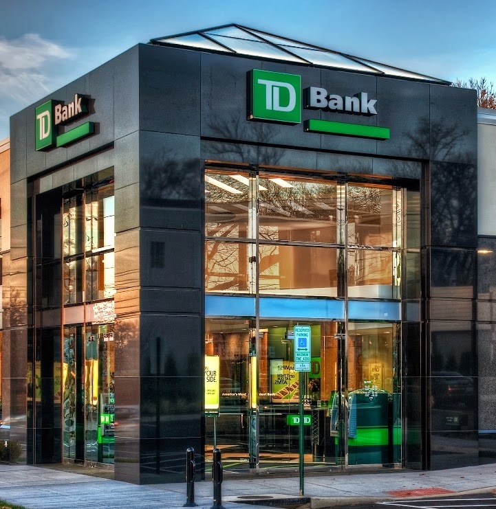 Local bank s green. The Toronto-Dominion Bank (td). Торонто td банк. Toronto Dominion Bank Canada. Toronto Dominion Bank информация.