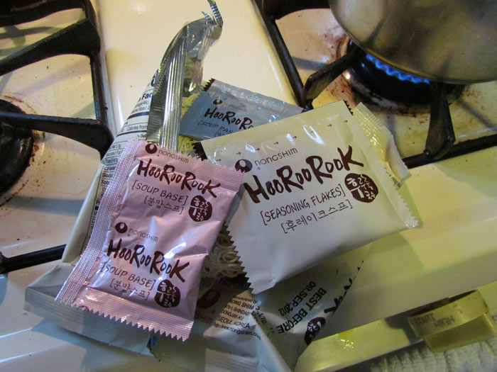 Cooking Hoo Roo Rook, The Amazing Wonderful Korean Noodle Soup Crawls ...