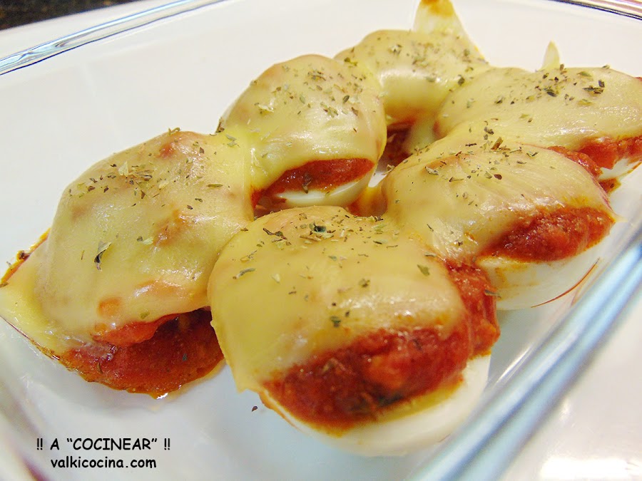 Huevos a la boloñesa