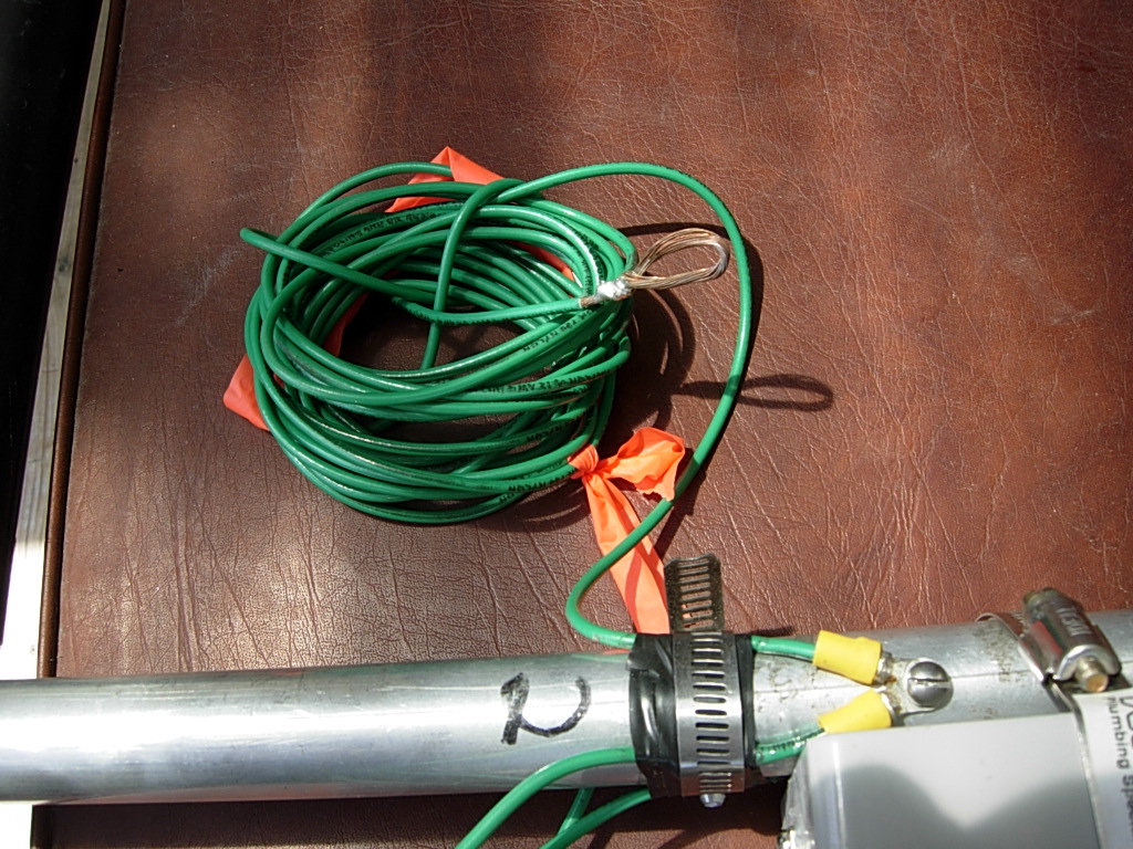 W7YV Ham Radio RF Baluns and 20M Vertical Antenna Photos