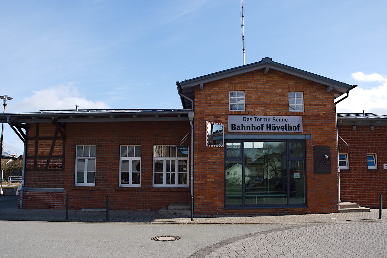 Bahnhofsgebäude in Hövelhof Bahnhofsgebäude in Hövelhof