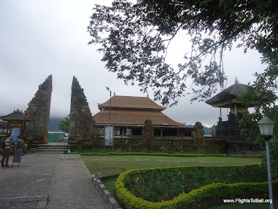 Ulun Danu Temple Bali Indonesia 16