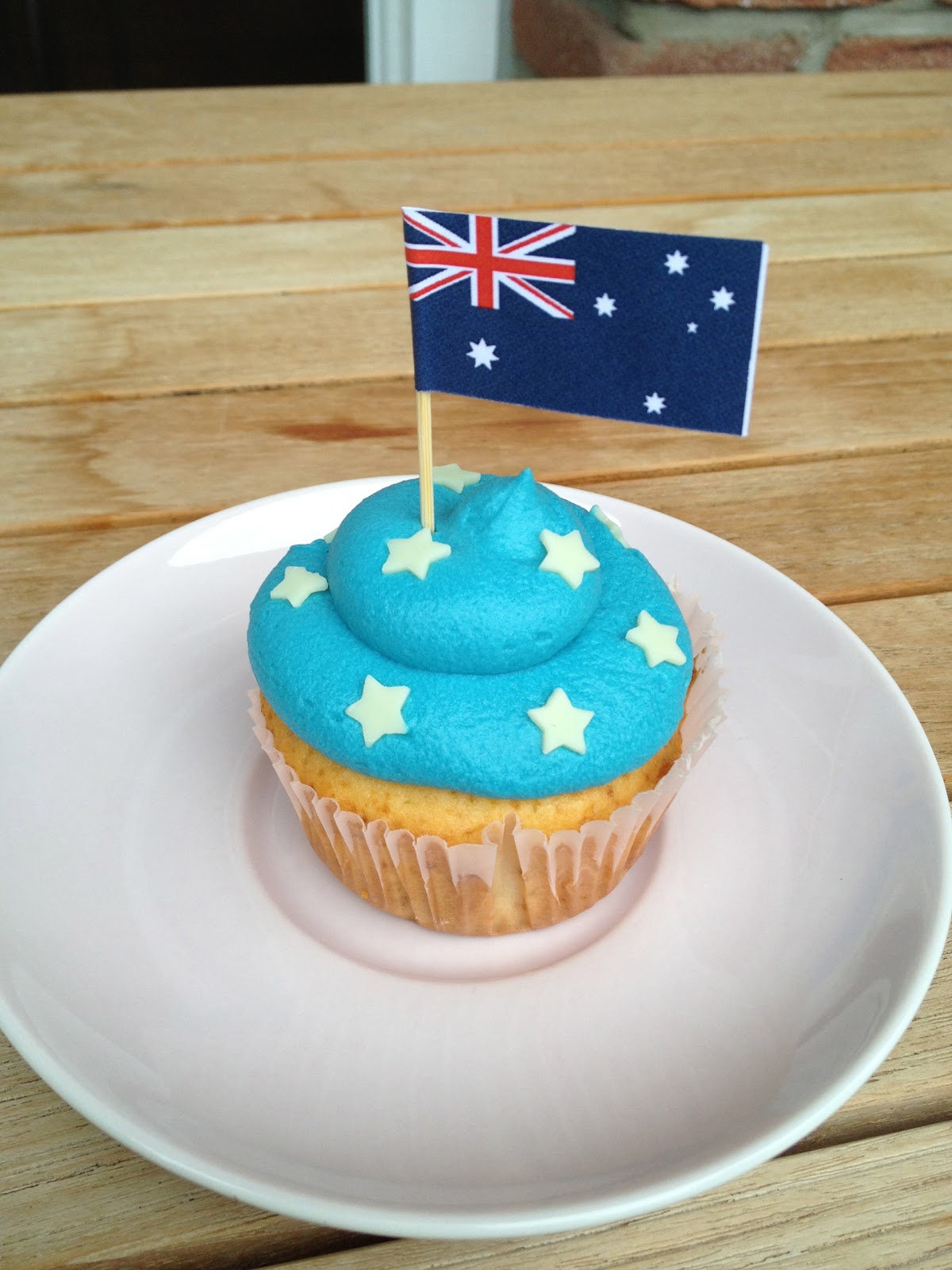 HOMEMADE by Juli: Australia Cupcakes