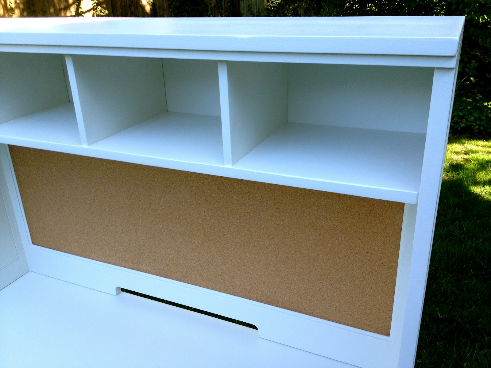 DIY Simple Desk with Hutch - Jaime Costiglio
