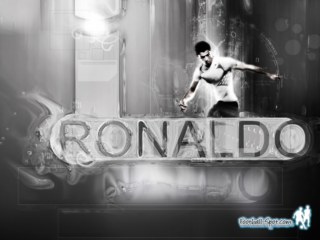 FULL WALLPAPER: Cristiano Ronaldo In Black And White Pictures
