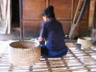 Amma Perempuan Kajang Suku Kajang Bulukumba