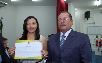 Resultado de imagem para iomária carvalho