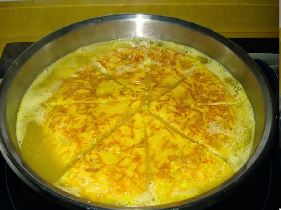 TORTILLA DE PATATAS EN SALSA Cocina