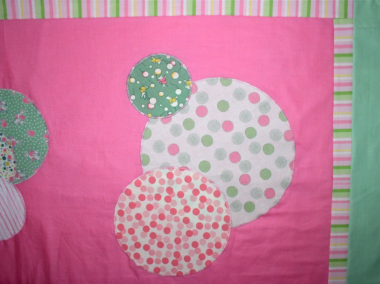 LuAnn Kessi Baby Bubbles Quilt...