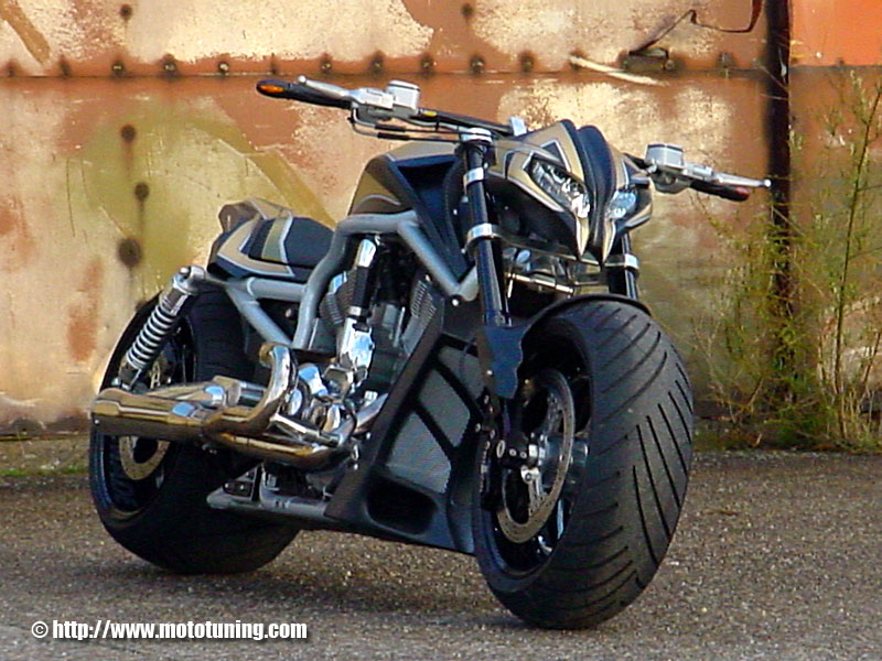 asemik  Harley Davidson 2011