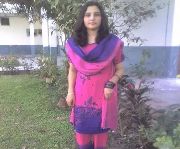 teen virgins ass and pussy from Clark bangladeshi dating girl