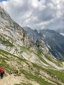 Übers Gatterl auf die Zugspitze  Alpentestival Garmisch-Partenkirchen   Gatterl-Tour auf die Zugspitze über ehrwalder Alm und Knorrhütte 08