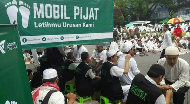 Rangkuman Foto dan Video dalam Aksi Bela Islam Jilid III Rangkuman Foto dan Video dalam Aksi Bela Islam Jilid III