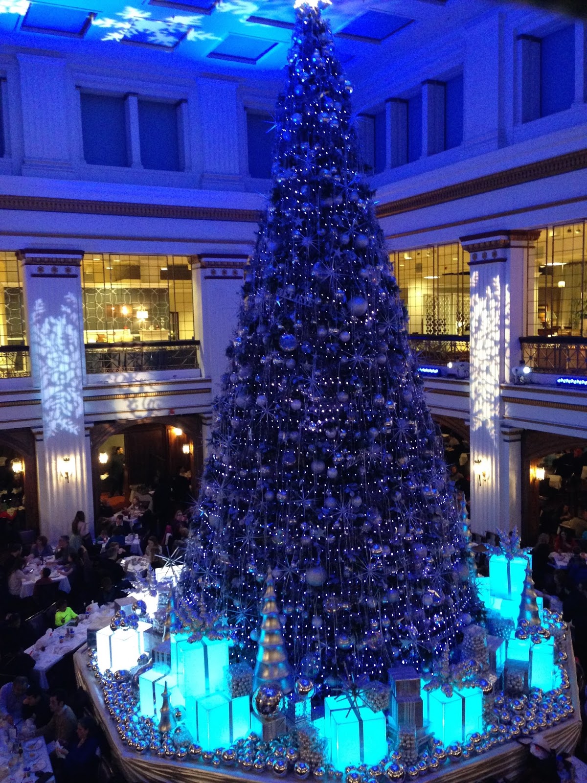 Chicago Jogger 25 Holiday Activities in Chicago