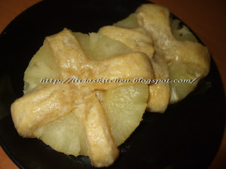 Ananas in foietaj
