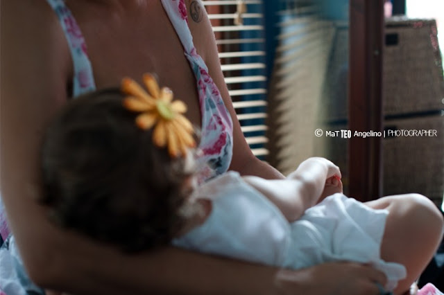 Quando diventi mamma, il tuo fisico morbido e stanco si trasforma in una potente barriera protettiva con la quale vorresti difendere tuo figlio per sempre. mamma-protezione