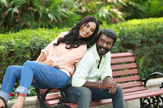Srushti Dange Cute Dimple girl romantic Stills in movie Achamindri Tamil Movie