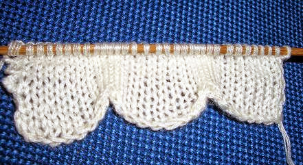   knitting border suitable for hand knitting and machine knitting