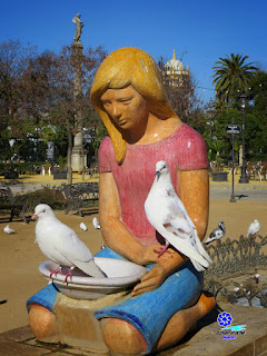 Fuente de la Palomas - Plaza de América - Sevilla Fuente de la Palomas - Plaza de América - Sevilla
