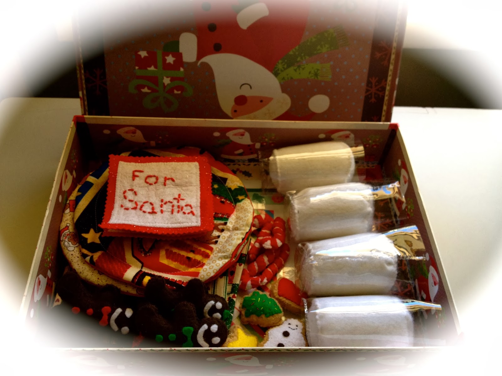 Sticky Genius - Behind the Seams: 'Twas the Night Before Christmas Game