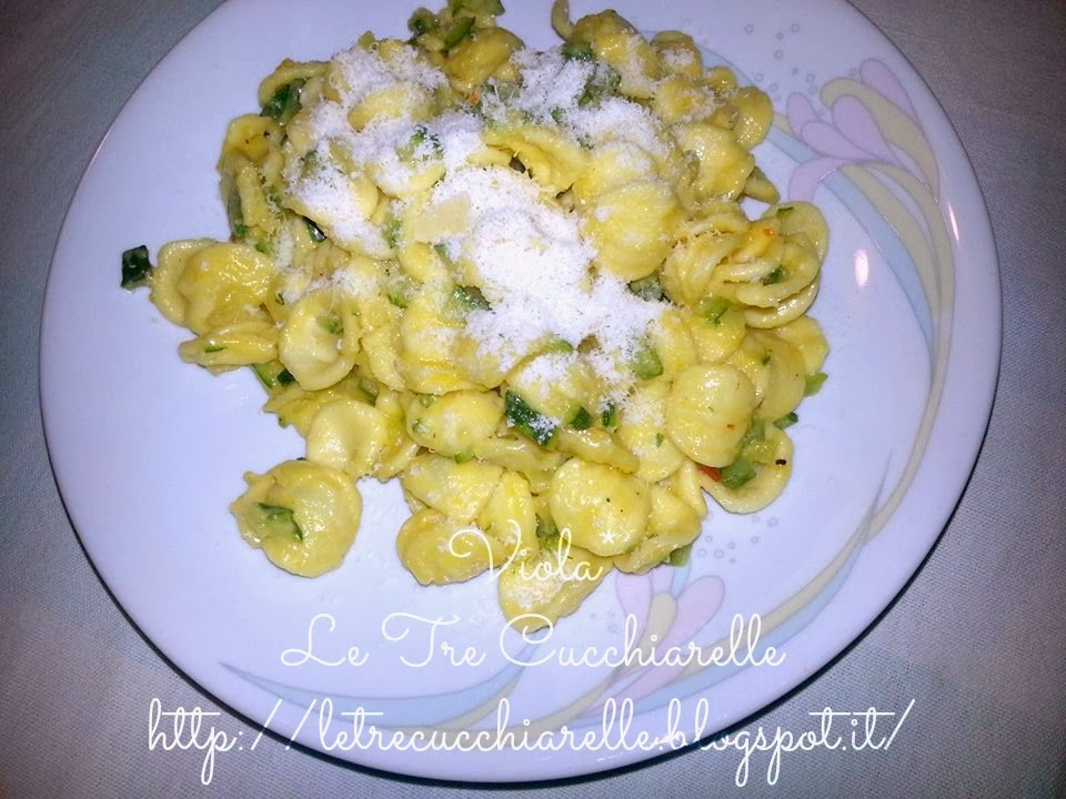 orecchiette alla carbonara di zucchine