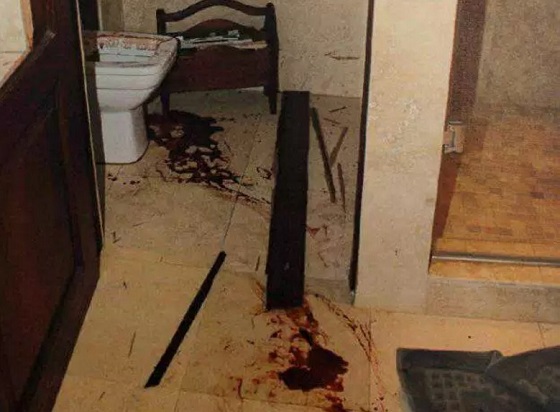 WARNING Graphic 9 images of Reeva Steenkamp death released at father’s