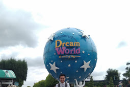 Day 18 - We went to "Dream World"