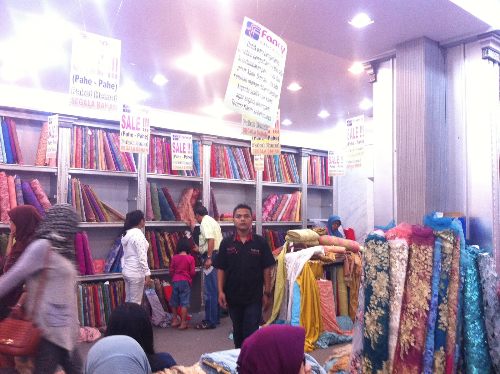 Pasar Mayestik Kain