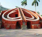 5 lines on jantar mantar (delhi in english) image