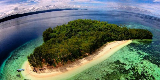 Pulau Mioskon Raja Ampat Dihaimoma.com
