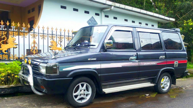 Toyota Kijang Super G