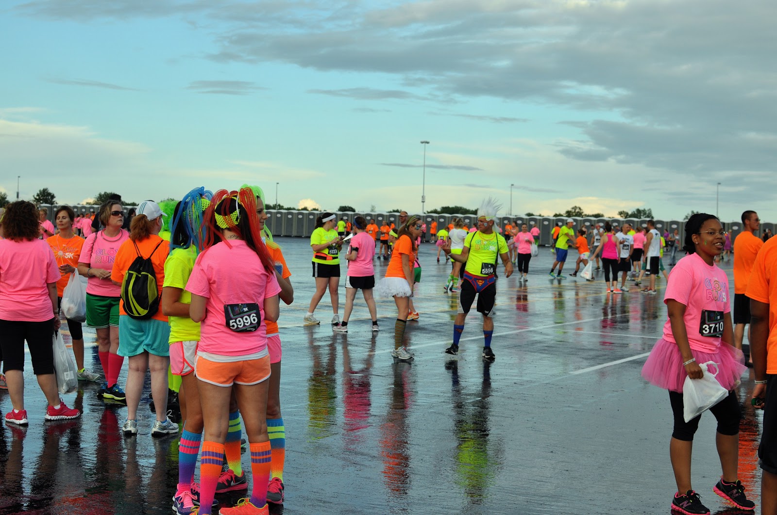 Losing The Glass Slippers : Glow Run 5K Recap!