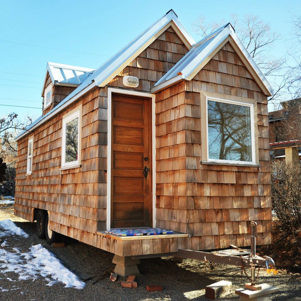 Cedar Shake Tiny House (300 Sq Ft) [ TINY HOUSE TOWN ]