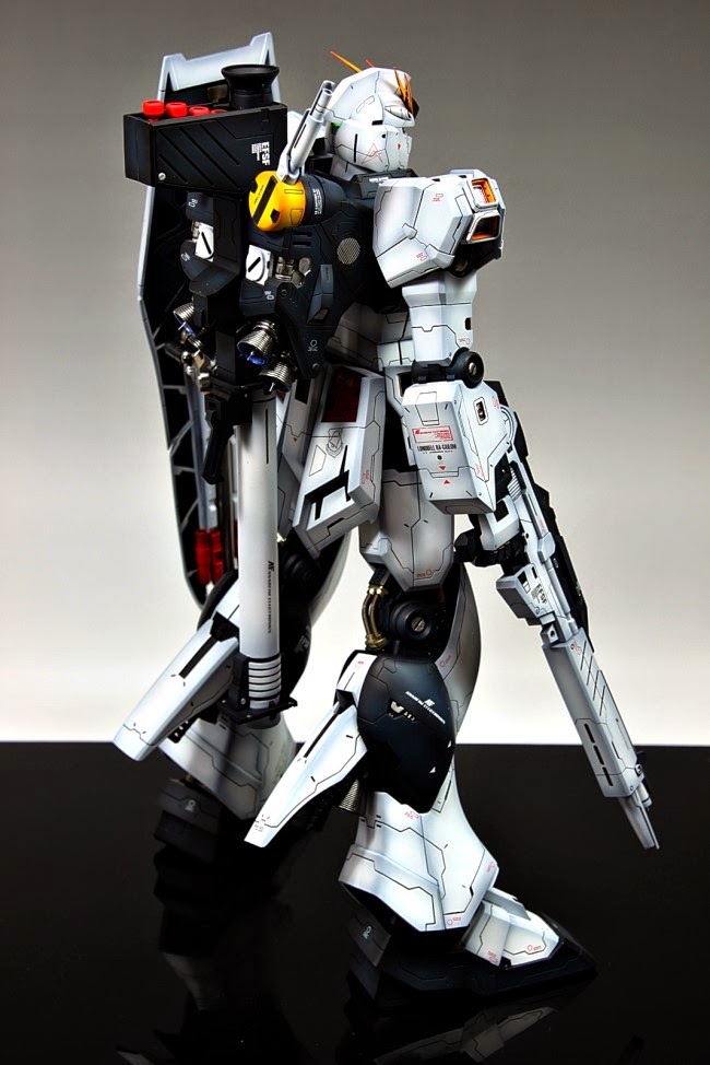 1/60 Full Resin Kit nu Gundam Painted Build