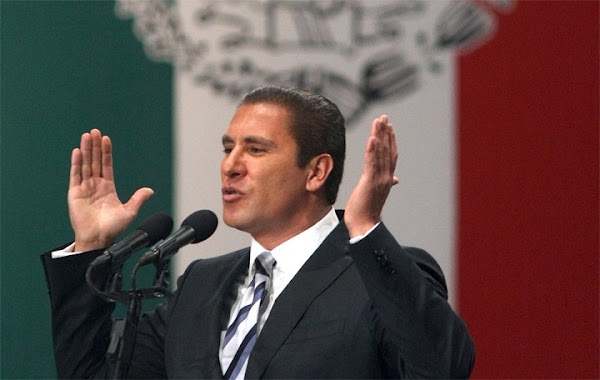 Moreno Valle pagó casi 2 millones de dolares por un spot que se grabó en Nueva York Moreno Valle pagó casi 2 millones de dolares por un spot que se grabó en Nueva York
