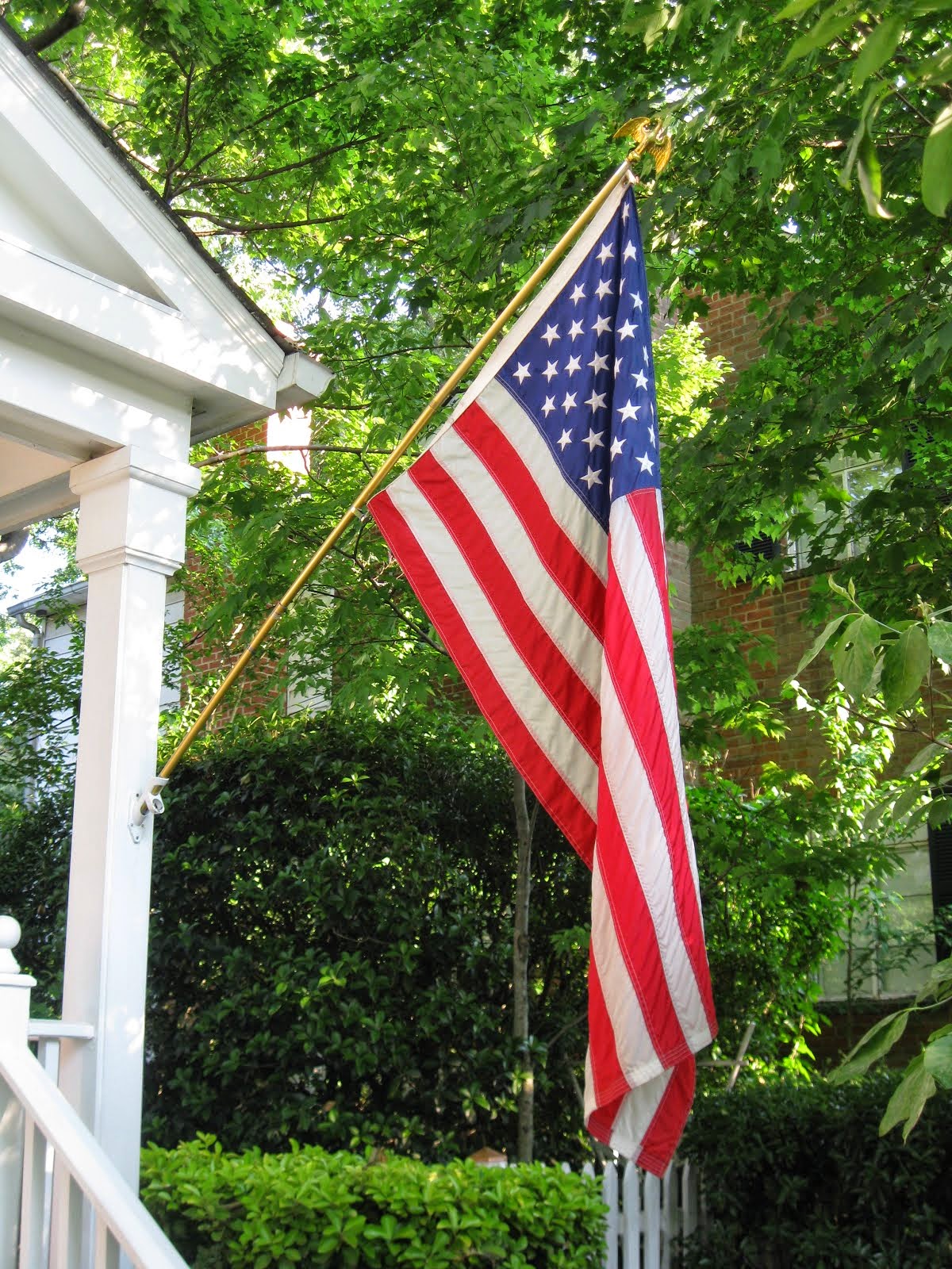 Greetings from Arlington, Virginia, USA