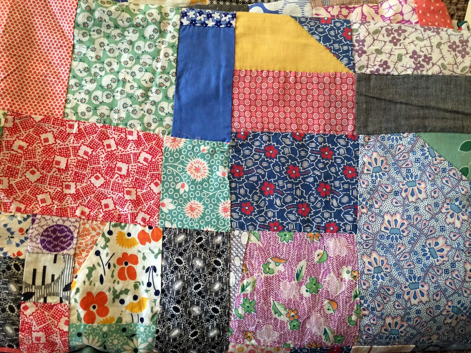 Of Cats and Cardstock: Finishing Grandma's Quilts